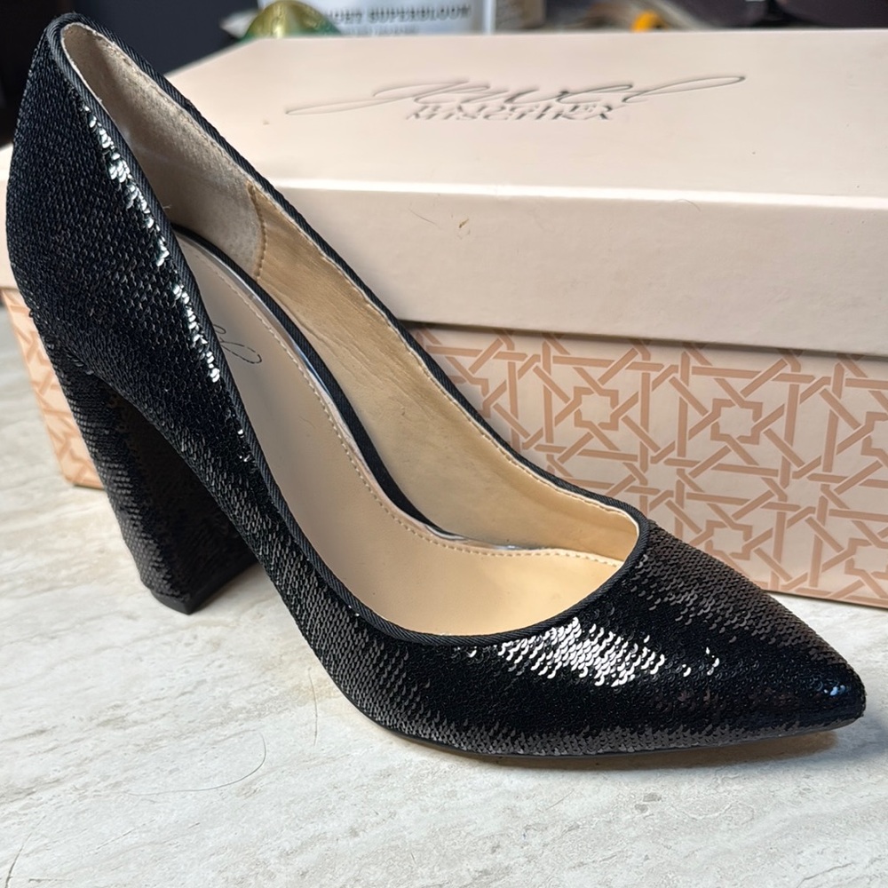 Jewel Badgley Mischka Black Sequin Heels